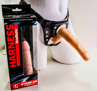 ФАЛЛОИМИТАТОР С ПОЯСОМ HARNESS L 165 мм D 34 мм (281803)